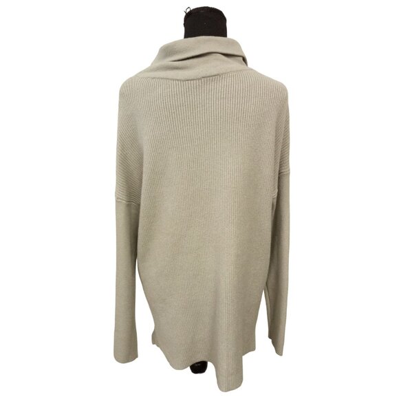 NWT Devotion by Cyrus Women's Grey Cowlneck Sweater M - Picture 3 of 7